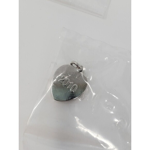 BETA SIGMA PHI SORORITY COLLECTOR'S CHARM BRACELET SILVER DATED HEART CHARMS NEW - Picture 10 of 12